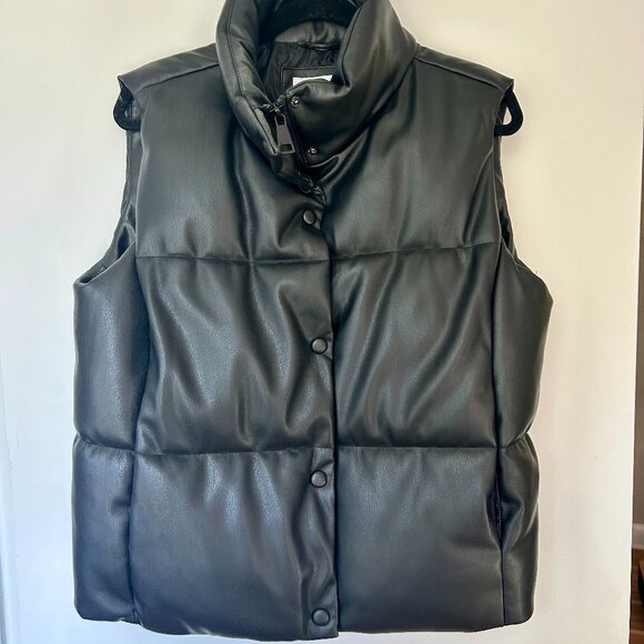 Calvin Klein Black Puffer Vest Size L - Picture 1 of 6